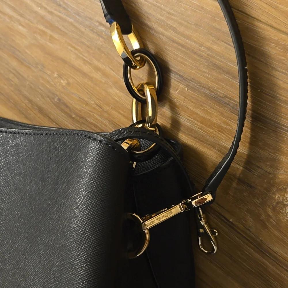Michael Kors crossbody tote bag black like NEW condition